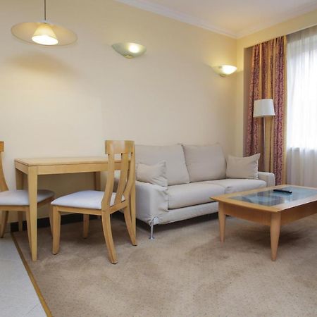 Chagala Atyrau Hotel Kültér fotó