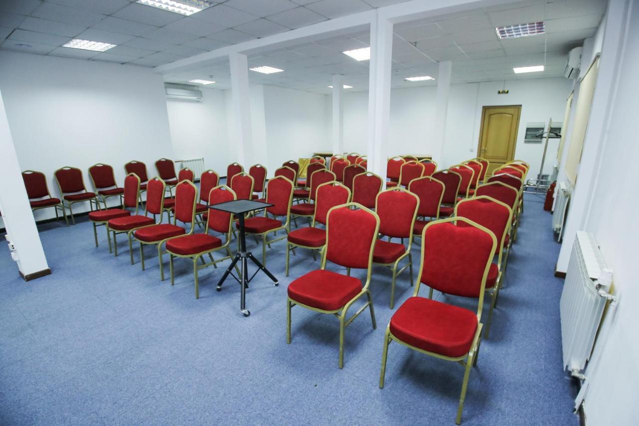Chagala Atyrau Hotel Kültér fotó